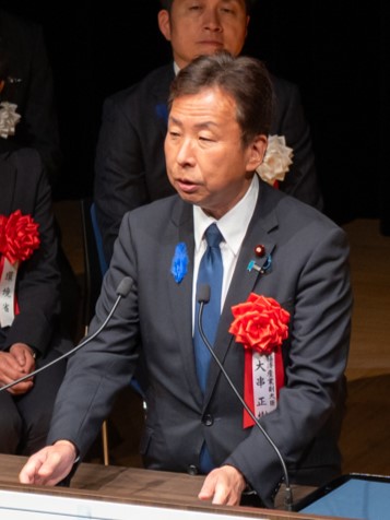 写真「経済産業省　大串副大臣」